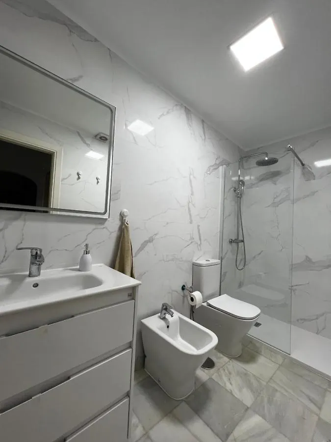 Synergy Apartment, 2 Bedroom, City Center By Namaste Elite Torremolinos 0*,  Španělsko